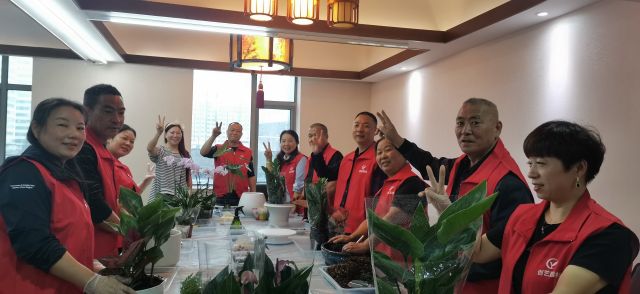 個(gè)性花卉產(chǎn)品租賃_個(gè)性花卉產(chǎn)品批發(fā)零售_高端組景組盆花卉專業(yè)租貨_長(zhǎng)沙市創(chuàng)藝園林花卉有限公司